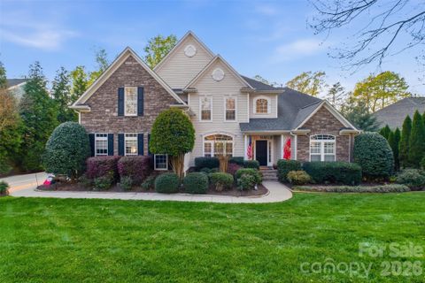 220 Woodwinds Drive pending home in Stonewater, Mount Holly, NC