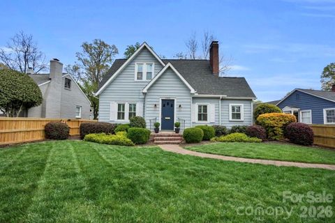 2933 Park Road