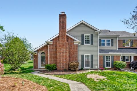 9411 Kings Falls Drive sold home in Park Walk, Charlotte, NC