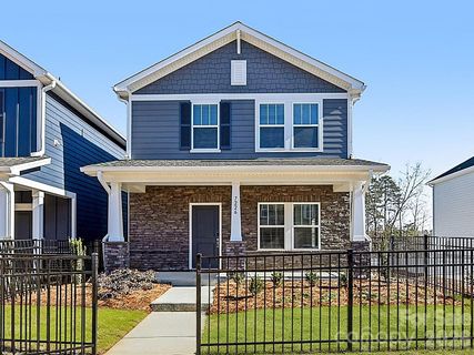 7238 Yardley Street pending home in Nolen Farm, Gastonia, NC
