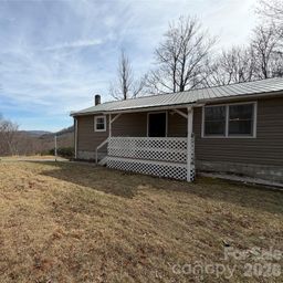 288 Willow Lane