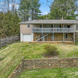212 Holtzclaw Street