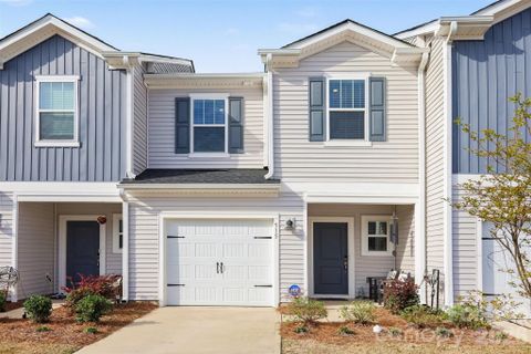 515 Tayberry Lane