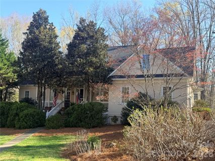 423 Bethel Drive active home in Country Club, Salisbury, NC