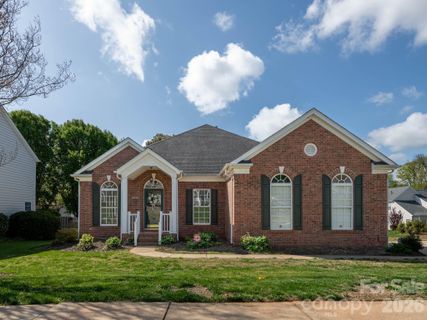 9404 Culcairn Road sold home in Melbourne, Huntersville, NC