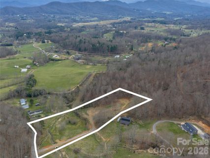 1433 Crabtree Mountain Road