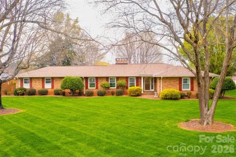 3486 E Main Street