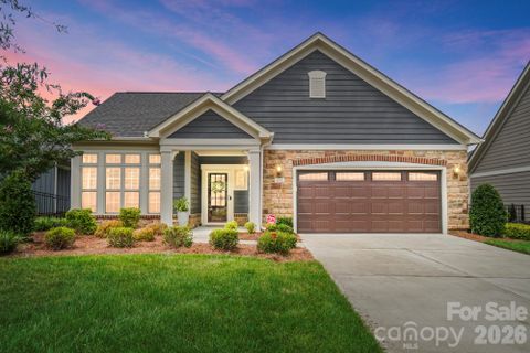 695 Poplar View Drive pending home in Courtyards On Poplar Tent, Concord, NC