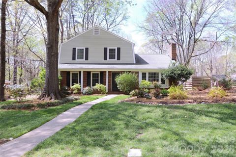 725 Bethune Place sold home in Sardis Forest, Matthews, NC