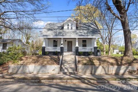 414 W Sharpe Street