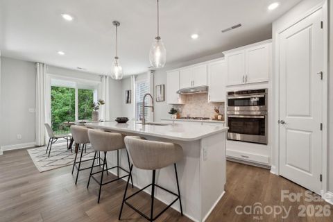 5041 Duval Circle pending home in River Falls, Tega Cay, SC