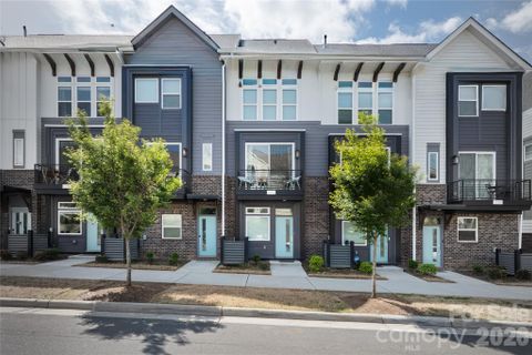 223 S Bruns Avenue active home in West End Towns, Charlotte, NC