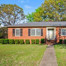 2627 Scarlet Circle