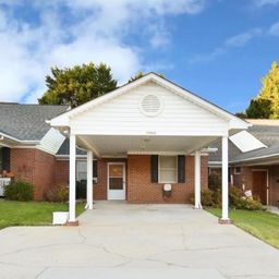 19968 Oak Leaf Circle