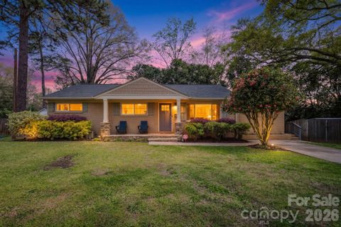 3420 Hayes Court sold home in Shamrock Gardens, Charlotte, NC