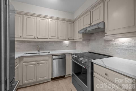 2503 Roswell Avenue