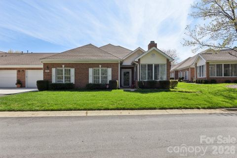 10816 Willow Crossing Drive sold home in Willowhurst At Park Crossing, Charlotte, NC