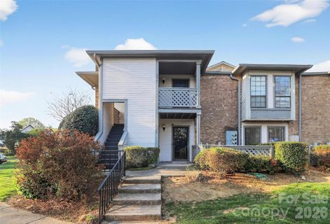 Homes in Harris Lake, Charlotte