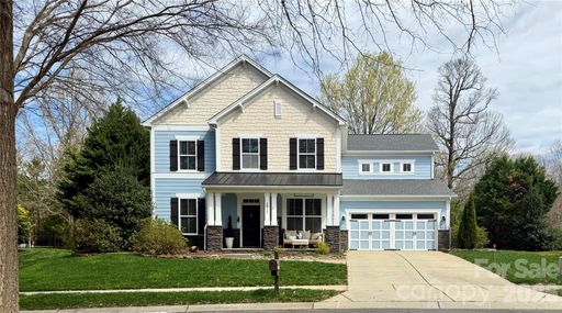 5017 Hedgebrook Lane