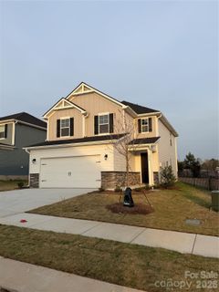 4994 Twin River Drive active home in Rivercross, Denver, NC