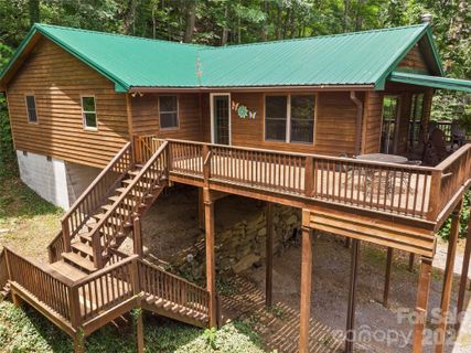 170 Mountain Farm Road active home in Cattail Creek, Burnsville, NC