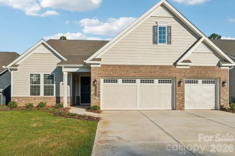 13222 Cozy Court active home in Cresswind, Charlotte, NC