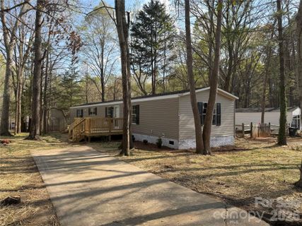 1162 State Line Road sold home in Southwoods, Clover, SC