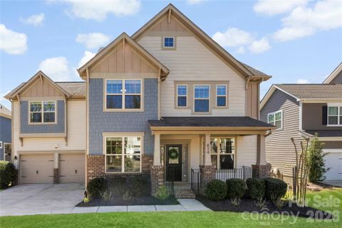 834 Spelman Drive sold home in The Retreat At Rayfield, Fort Mill, SC