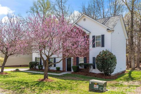 1040 Castle Rock Court sold home in St Andrews, Concord, NC