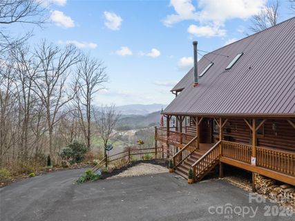 Homes in High Splendor, Robbinsville