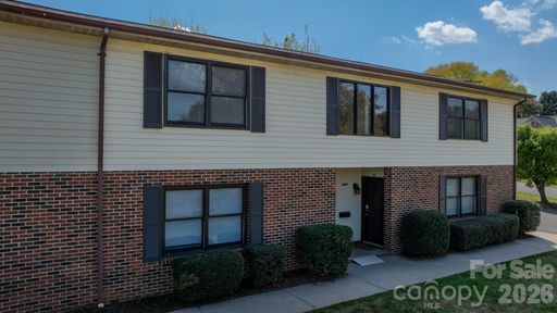 Previously sold for $127,900