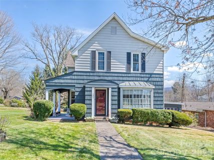 151 Hampton Heights