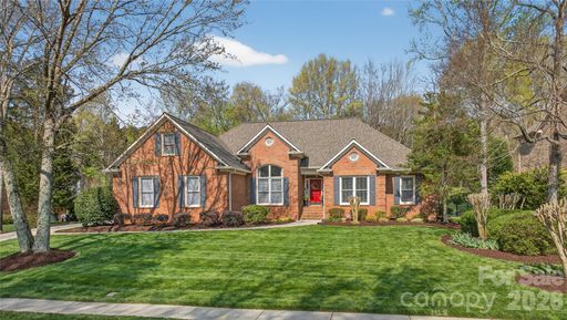 12800 Darby Chase Drive sold home in Providence Crossing, Charlotte, NC