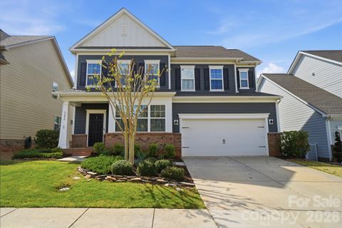 5084 Lily Pond Circle