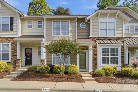 963 Copperstone Lane sold home in Fieldstone, Fort Mill, SC