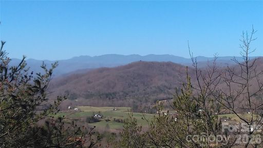 Lot 10 11b Quail Drive sold home in Deerwood, Marion, NC
