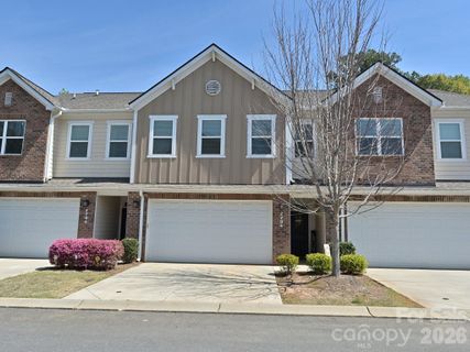 2704 Cregstone Way active home in Regent Park, Fort Mill, SC