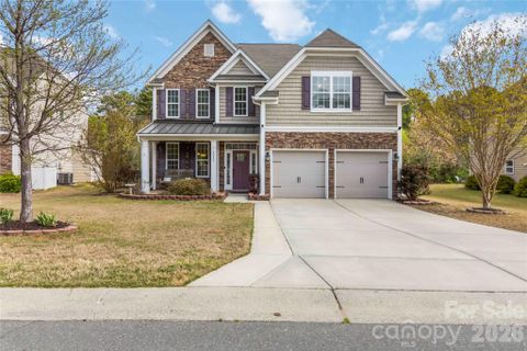 2049 Lakebridge Drive sold home in Lakebridge, Fort Mill, SC