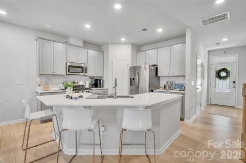 906 Park Bend Trail active home in Windhaven, Tega Cay, SC