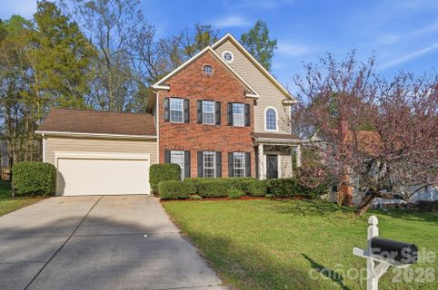 8721 Woodcock Lane sold home in Claiborne Woods, Charlotte, NC