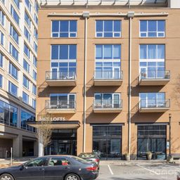 1133 Metropolitan Avenue