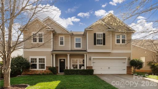 6934 Evanton Loch Road active home in Berewick, Charlotte, NC