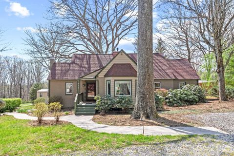 832 Sand Hill Road
