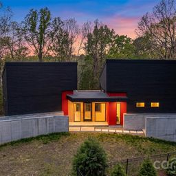 386 Squirrel Lane