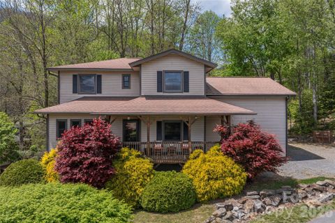 129 Valley Creek Drive active home in Valley Creek Run, Maggie Valley, NC