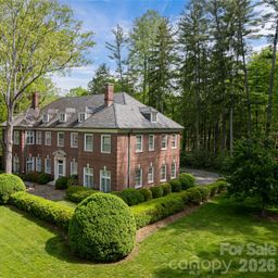 407 Vanderbilt Road