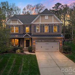 975 Rock Forest Way