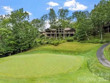 151 Austin Mountain Drive active home in Mountain Air, Burnsville, NC