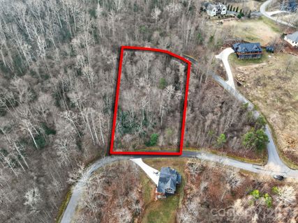80 View Ridge Parkway sold home in Blue Mist Farms, Leicester, NC