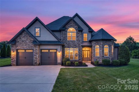 103 Webbed Foot Road active home in Mallard Head, Mooresville, NC